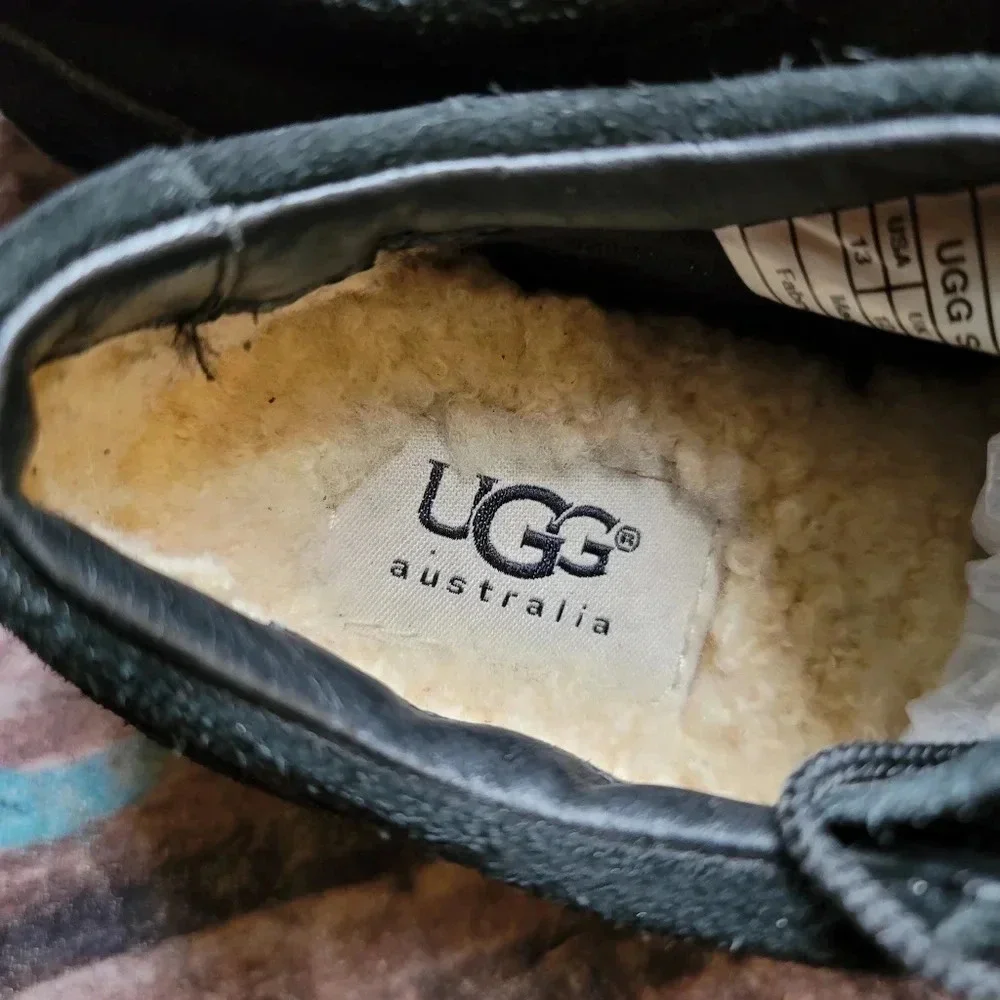 UGG AUSTRALIA 3292 Boys Toddler 13 EU 30 Black Sue